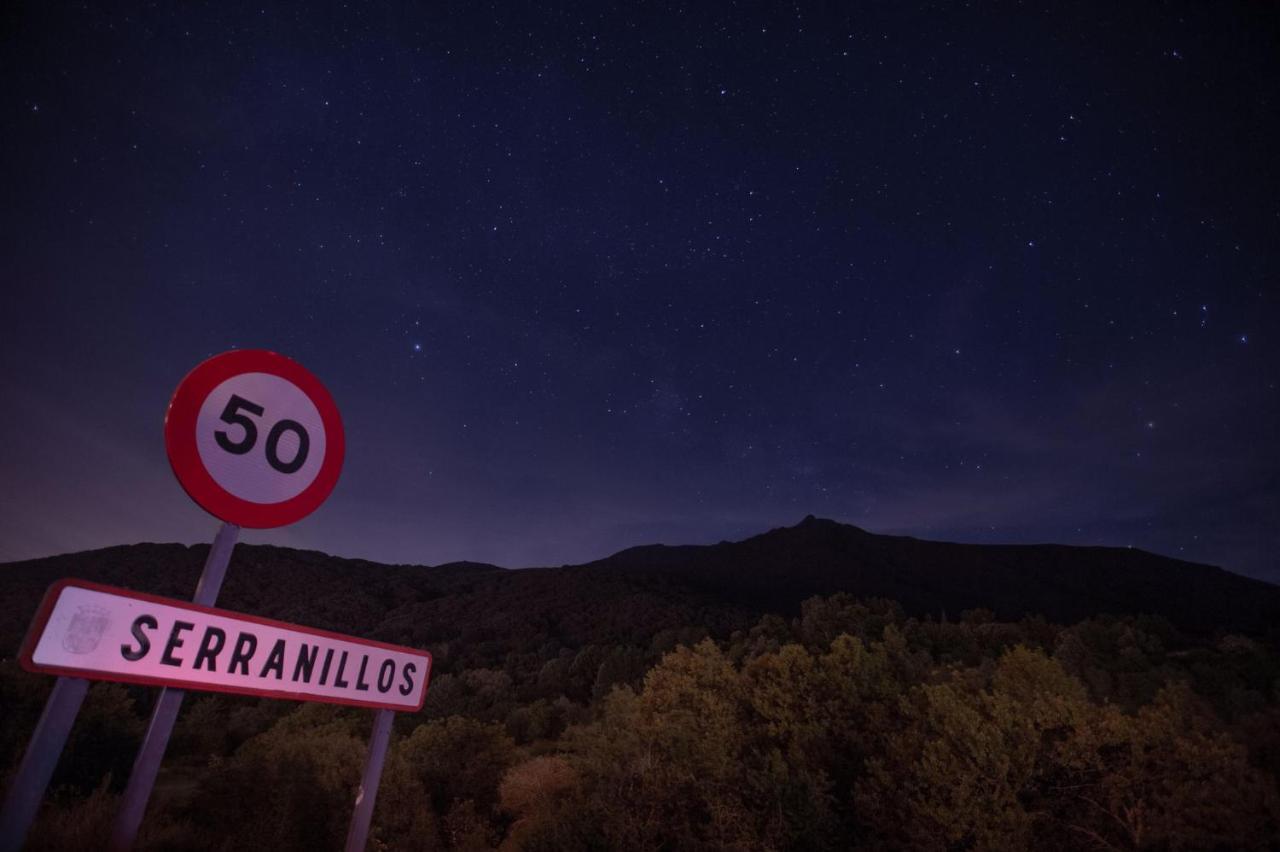 Hotel Camino De Las Estrellas Serranillos Exteriér fotografie